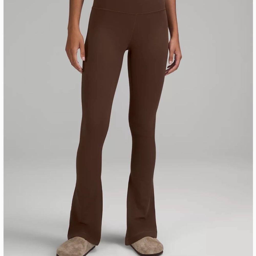 Lululemon align low rise flare pant 32.5” size 10 in Java brown color